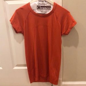 Lululemon swiftly tech short sleeve!!